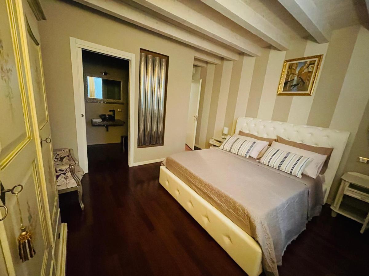 Appartement Desehouse à Desenzano del Garda Extérieur photo