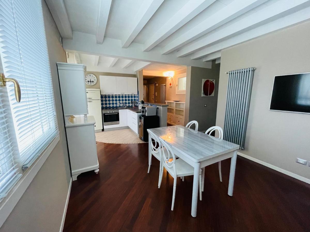 Appartement Desehouse à Desenzano del Garda Extérieur photo